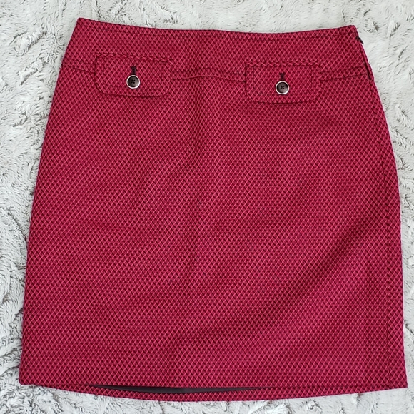 LOFT Dresses & Skirts - Loft Mini Skirt with pockets NWT built-in slip